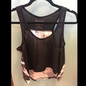 American Eagle crop top